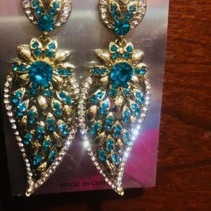 New fashionable earrings